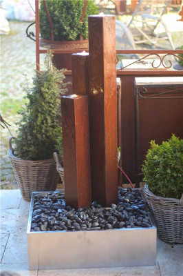 Cordon Säulen Trio 120cm Cortenstahlbrunnen Edelrost Design Terrassenbrunnen
