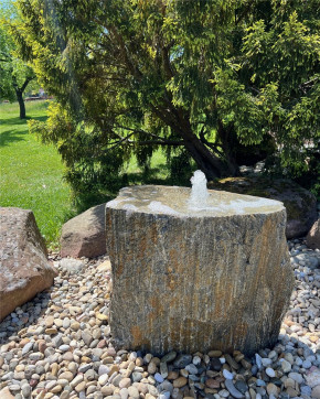 Quellstein Gneis 62cm mit Quellschale Naturstein Gartenbrunnen Springbrunnen Komplettset