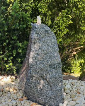 Quellstein Granit 95cm Naturstein Gartenbrunnen Springbrunnen Komplettset