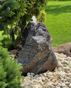 Quellstein Granit 70cm Naturstein Gartenbrunnen Springbrunnen Komplettset