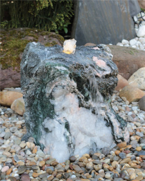 Quellstein Marmor Artik green 60cm Naturstein Gartenbrunnen Springbrunnen Set