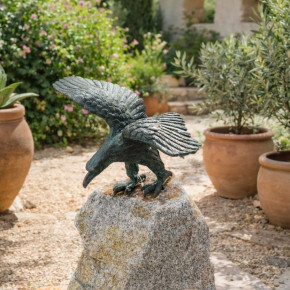 Greifvogel Steinadler auf Granitstein 58cm Gartenfigur Bronze Rottenecker