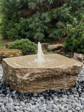 Quellstein Muschelkalk L100cm Naturstein Brunnen Komplettset Gartenbrunnen Springbrunnen